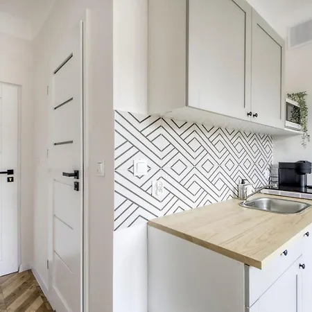 King Zytnia 46/b Варшава